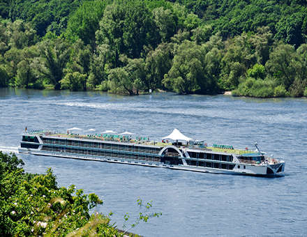 PARALELO CRUCERO DANUBIO CLUB60  SEMANA SANTA - De Viena a Passau - MS Vista nova